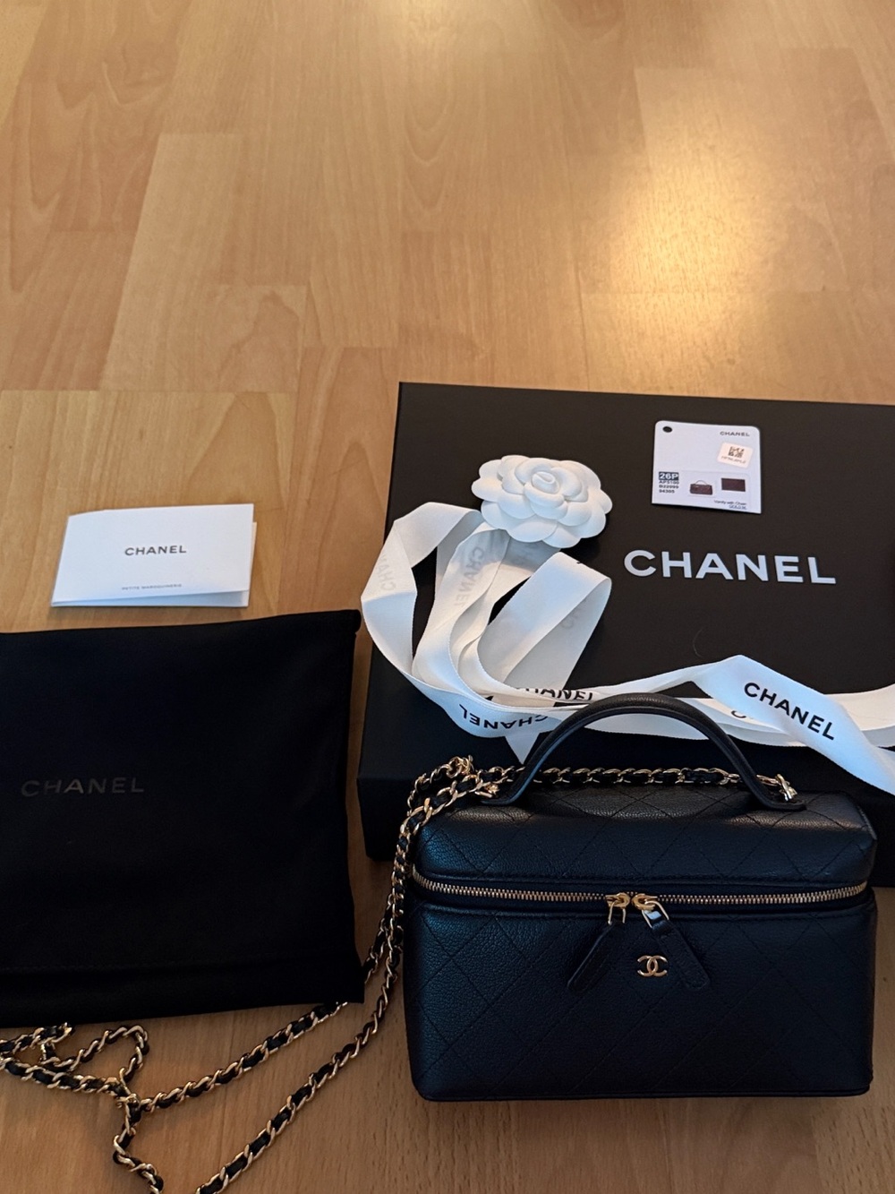CHANEL RARE Vanity CC Slim Crossbody with Gold Chain (26P)
